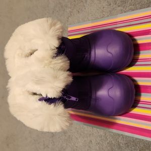 New Purple Snowboots